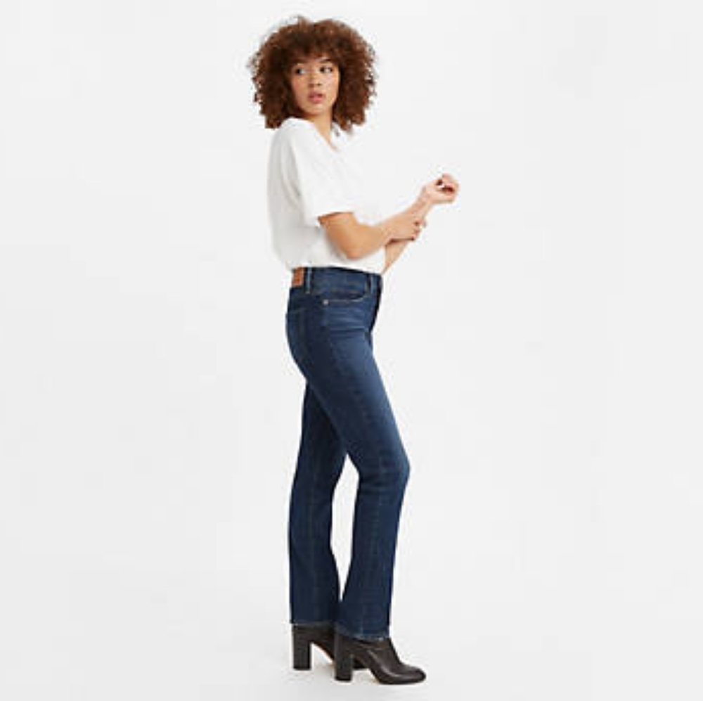 Levi's 314 Shaping Straight in Medium Wash